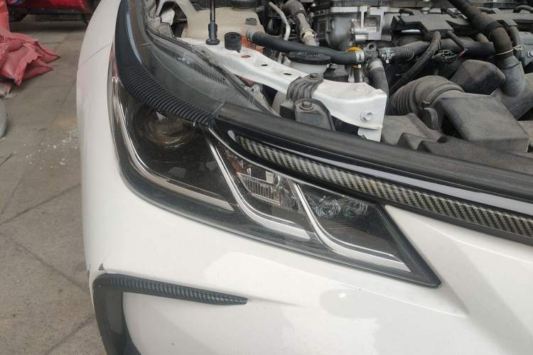 Used Toyota Corolla 2021 Dual-Motor 1.8L E-CVT Elite Edition Right Front Headlight