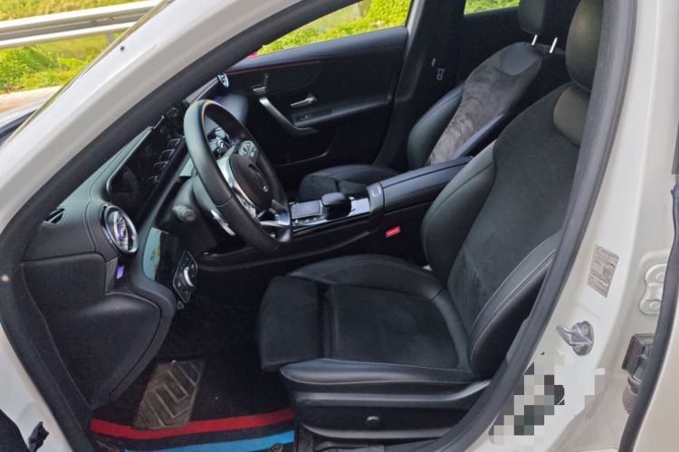 Used Mercedes-Benz A-Class 2020 Restyled A 200 L Sport Sedan Fashion Version
