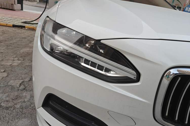 Used Volvo S90 2018 T4 Zhiyuan Edition