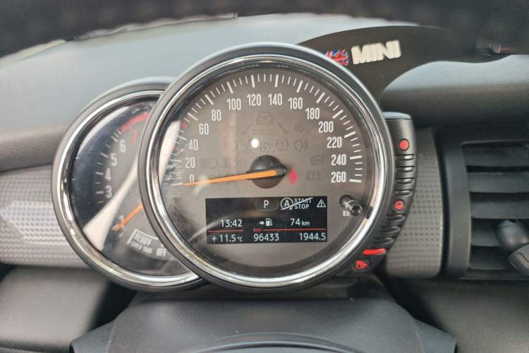 Used MINI MINI 2014 1.5T COOPER Fun