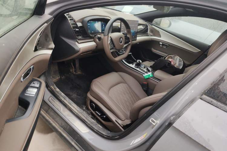 Used BYD Han 2025 DM-i 125KM LiDAR-Powered Intelligent Driving Model
