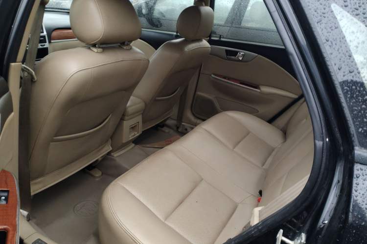 Used Buick Excelle 2011 1.6 LE-MT Left Rear Seat