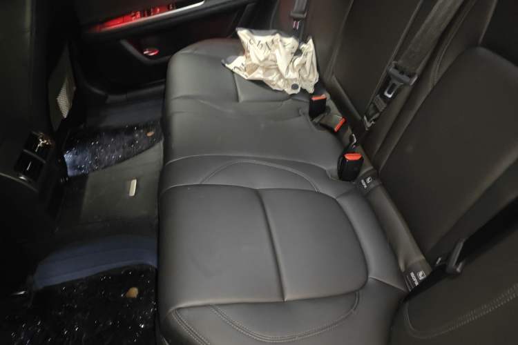 Used Jaguar XFL 2020 XFL 2.0T P200 Two-Wheel-Drive Elite Edition Left Rear Seat