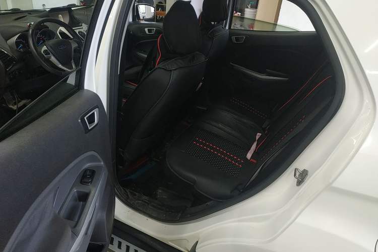 Used Ford EcoSport 2013 1.5L Automatic Prestige Model
