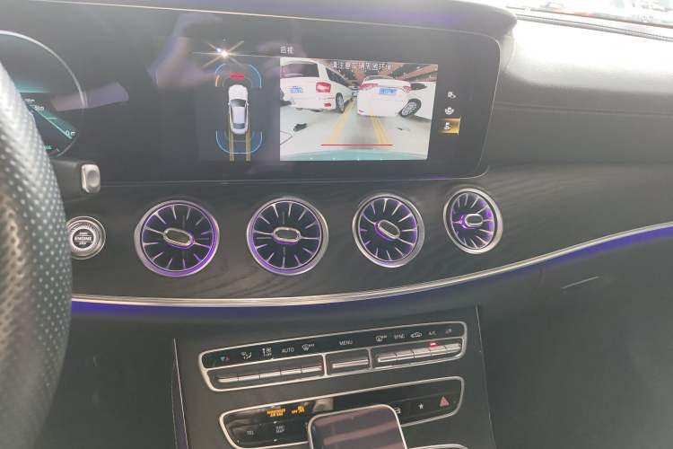 Used Mercedes-Benz E-Class 2021 E 260 Coupe