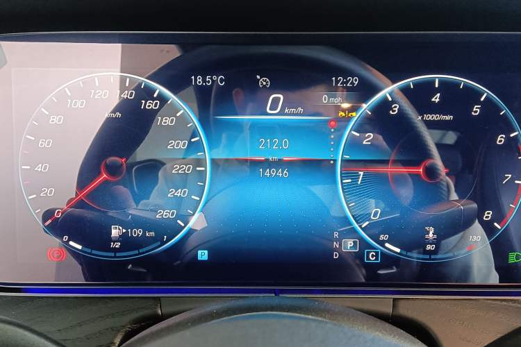 Used Mercedes-Benz E-Class 2023-Year Restyled E 260 Coupe