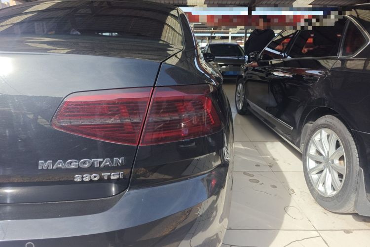 Used Volkswagen Magotan 2019 330TSI DSG Luxury Model China V Standard Right Rear Taillight