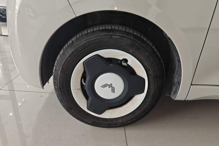 Used Wuling Hongguang MINIEV 2024 3rd Generation 170 km Left Front Wheel Hub