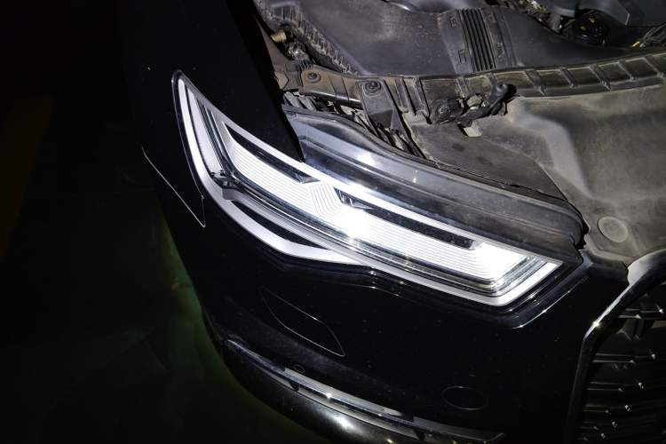 Used Audi A6L 2018 30th Anniversary Edition 35 TFSI Fashion Model
