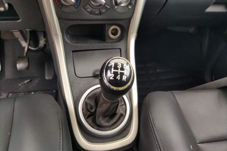 Used Suzuki Wagon R X5 2013 Revised Version 1.4L VVT Cruise Edition