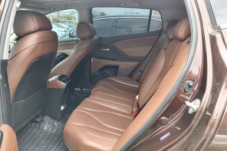 Used Acura CDX 2019 1.5T Two-Wheel Drive Deluxe Edition