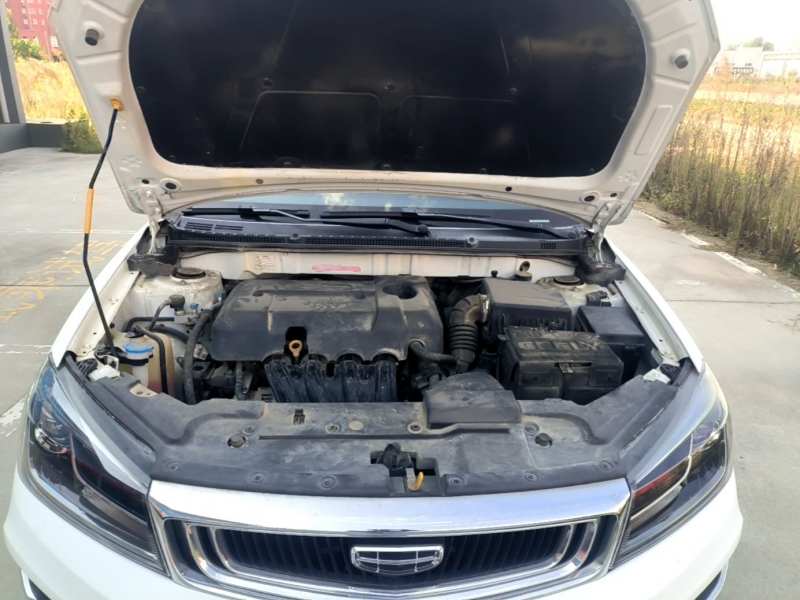Used Geely Auto Emgrand 2019 Leading Edition 1.5L Manual Luxury Model China VI Standard — 19