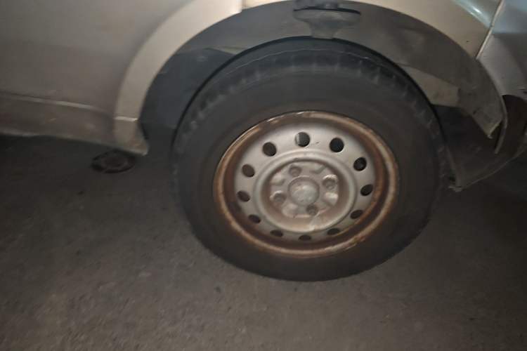 Used Wuling Rongguang 2011 1.2L Base Version