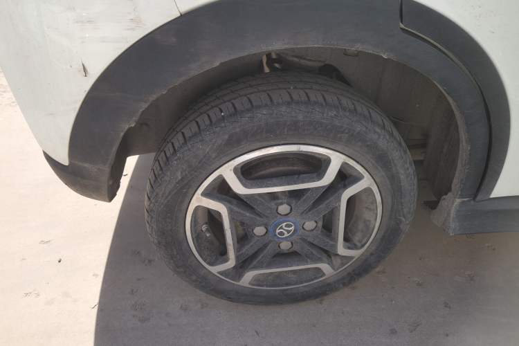 Used BAIC New Energy EC3 2019 Dynamic Edition Right Rear Wheel Hub
