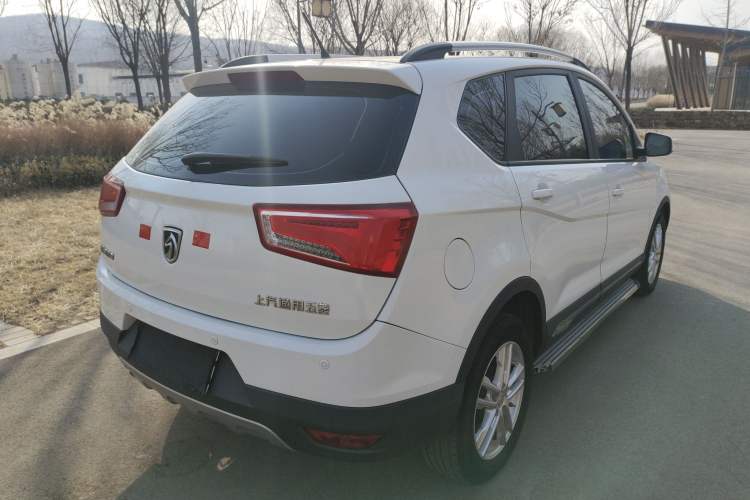 Used Baojun 560 2016 1.8L Manual Comfort Edition