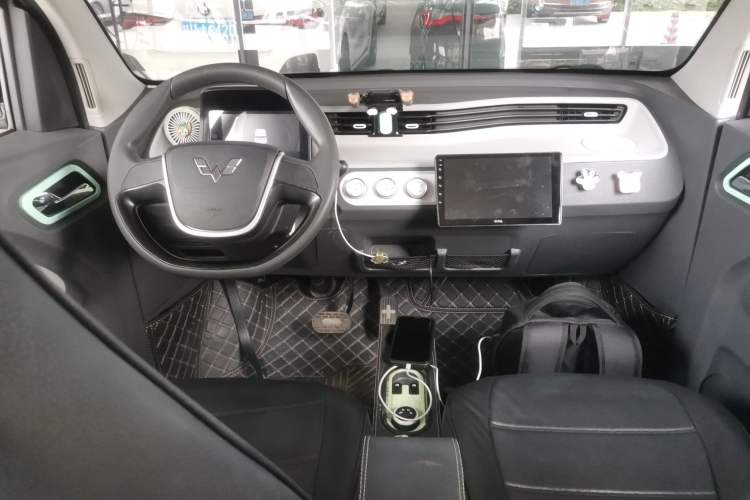 Used Wuling Hongguang MINIEV 2022 Macaron Premium Model – Lithium Iron Phosphate
