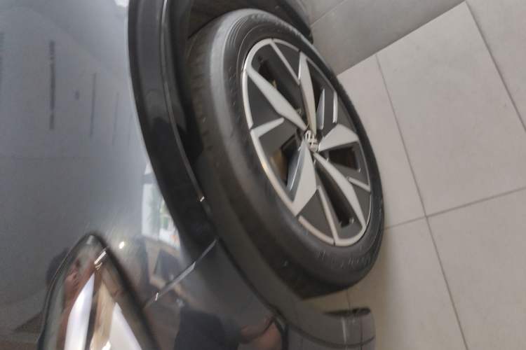 Used Volkswagen ID.4 CROZZ 2021 Long-Range PRO Two-Wheel Drive Version