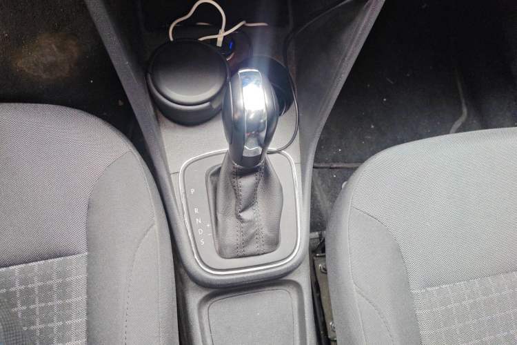 Used Volkswagen Polo 2014 1.6L Automatic Comfort Edition
