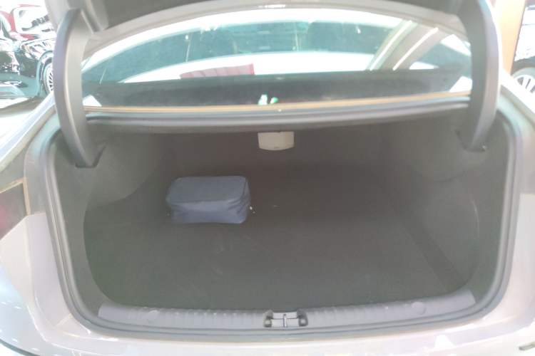 Used BYD Han 2025 DM-i Intelligent Driving Edition 125KM LiDAR Flagship Model
