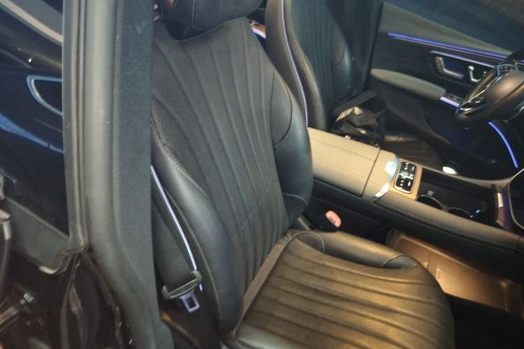 Used Mercedes-Benz EQS 2022 Updated Version 450+ Pioneer Edition Right Front Seat