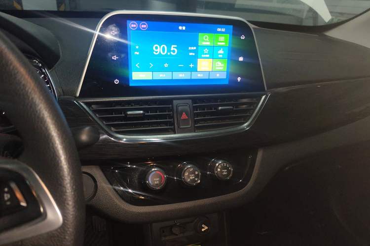 Used Baojun 310 2016 1.2L Manual Luxury Model