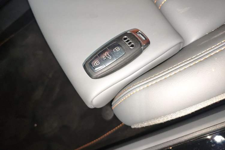 Used Audi Q4 e-tron 2024 40 e-tron Adventure Edition Vehicle Key