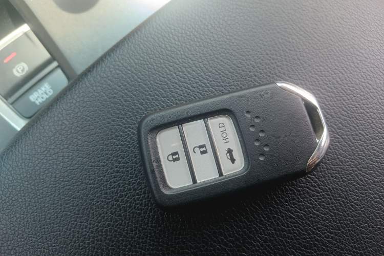 Used Honda Accord 2018 260TURBO Luxury Edition China VI Vehicle Key