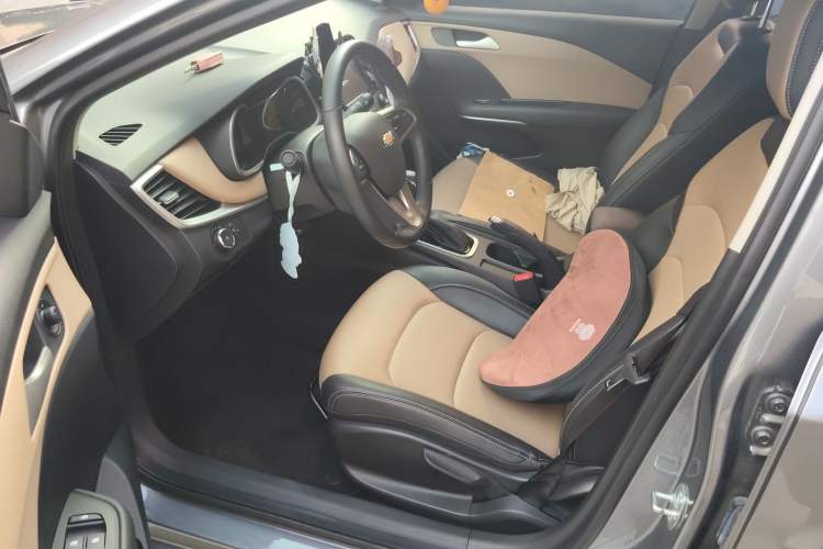 Used Chevrolet Monza 2020 320 Automatic Enjoyment Edition
