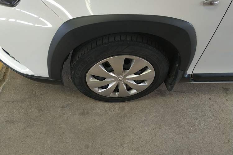 Used Toyota YARiS L Zhi Xuan 2021 X-Trail 1.5L CVT Leading Edition