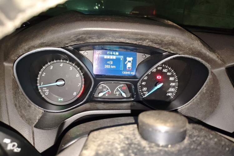 Used Ford Focus 2012 Sedan 1.6L Manual Comfort Model
