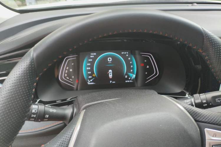 Used CHANGAN OSHAN X7 PLUS 2022 1.5T Blue Whale Edition Automatic Prestige Version Instrument Cluster