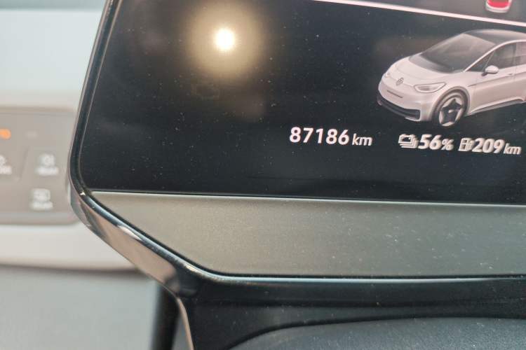 Used Volkswagen ID.3 2023 Pure Smart Edition Odometer Close Up