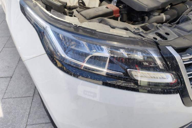 Used Land Rover Range Rover Velar 2020 P250
