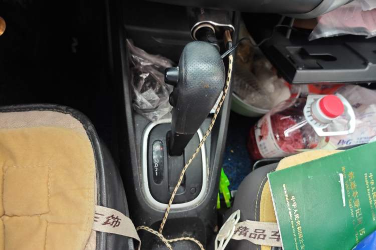 Used Venucia R50X 2013 1.6L Automatic Version with Beidou Navigation