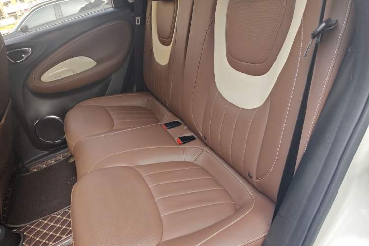 Used Wuling Bingo 2023 333 km Lingxi Connected+ Version
