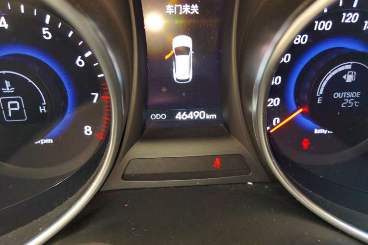 Used Hyundai Santa Fe 2013 2.4L Automatic Two-Wheel Drive Smart Version