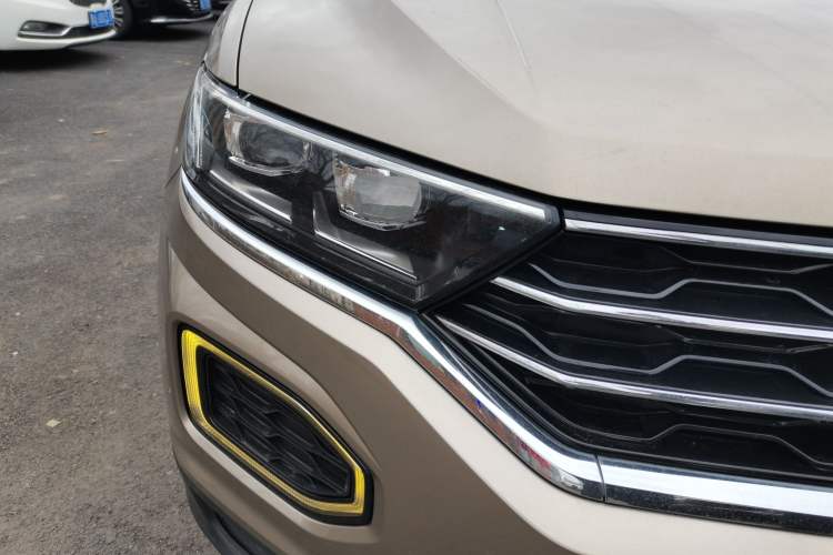 Used Volkswagen T-ROC 2018 280TSI DSG Four-Wheel Drive Comfort Version China V Standard Right Front Headlight