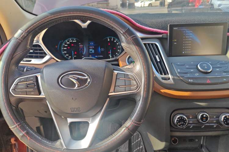 Used Soueast DX7 2015 1.5T Manual Luxury Model
