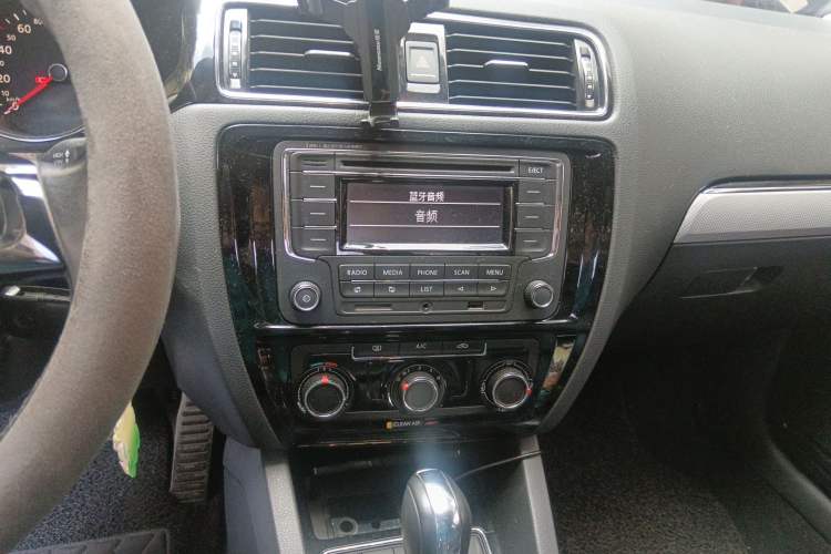 Used Volkswagen Sagitar 2015 1.6L Automatic Comfort Model