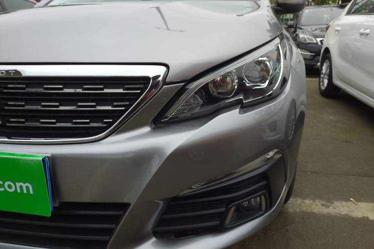 Used Peugeot 308 2016 230THP Automatic Luxury Edition
