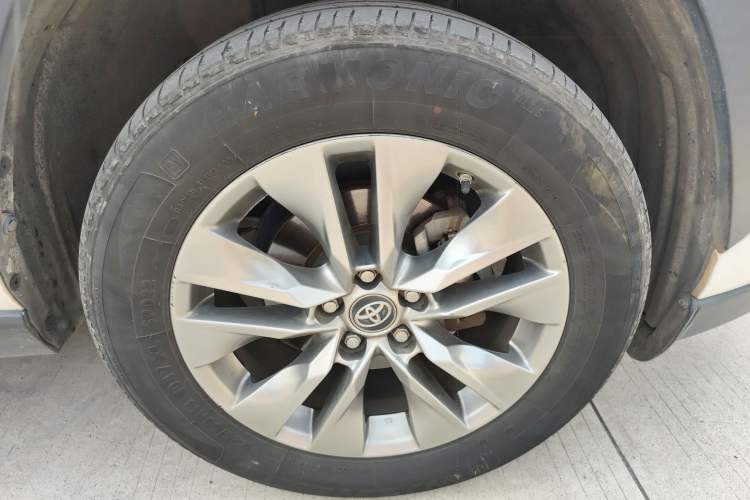 Used Toyota Wildlander 2021 2.0L CVT 4x4 Luxury Edition