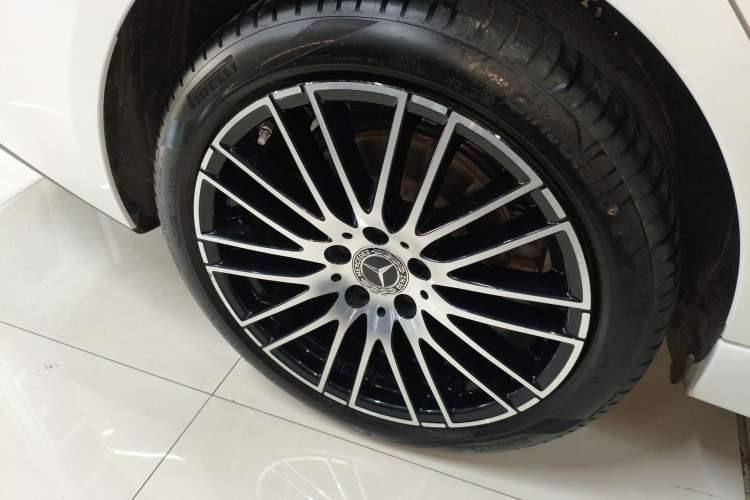 Used Mercedes-Benz C-Class 2024 Second Facelift C 260 L Sport Edition Exterior 5