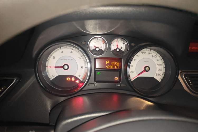 Used Peugeot 308 2012 1.6L Automatic Fashion Edition Instrument Cluster