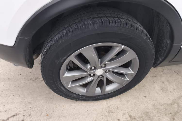 Used Buick Encore 2017 18T Automatic Two-Wheel Drive Urban Leading Model Exterior 5