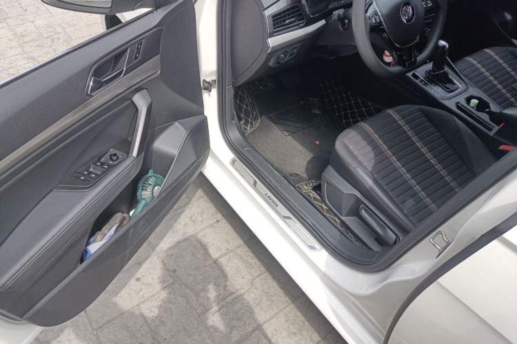 Used Volkswagen Lavida 2019 280TSI DSG Comfort Edition China VI standard Driver Seat