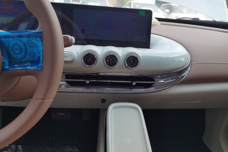 Used Wuling Bingo 2025 333 km Lingxi Connected Version
