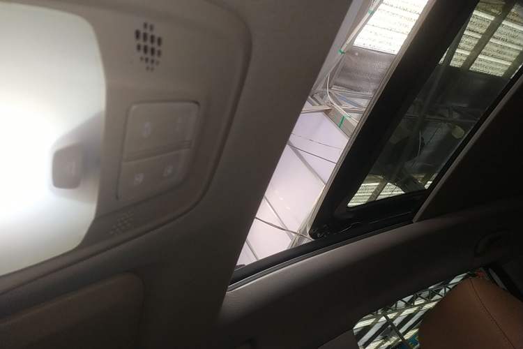 Used Buick GL6 2021 323T Mild Hybrid Connect Luxury Model Headliner