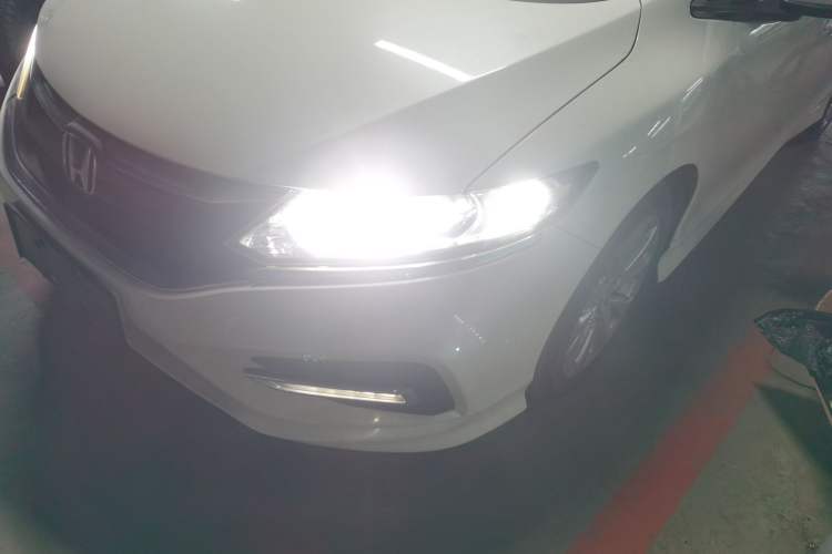 Used Honda Jade 2017 1.8L automatic Comfort version 5 seats
