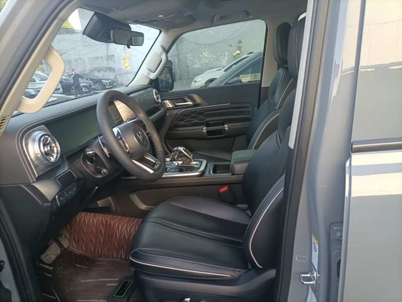 Used Tank 300 2021 Off-Road Edition 2.0T Conqueror — 14