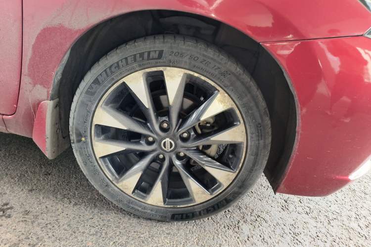 Used Nissan Lannia 2016 1.6L CVT Smart Cool Edition Exterior 1